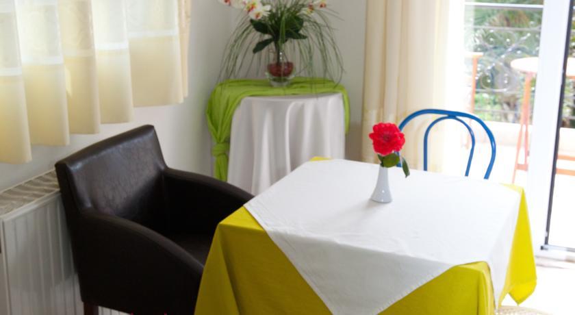 Yiouli Hotel Kokkino Nero Bilik gambar